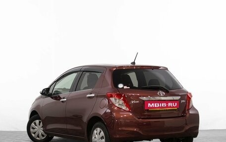 Toyota Vitz, 2012 год, 949 000 рублей, 7 фотография