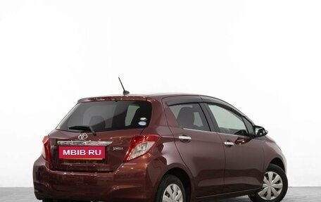 Toyota Vitz, 2012 год, 949 000 рублей, 5 фотография