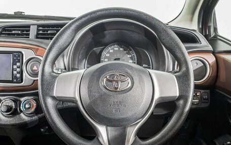 Toyota Vitz, 2012 год, 949 000 рублей, 14 фотография