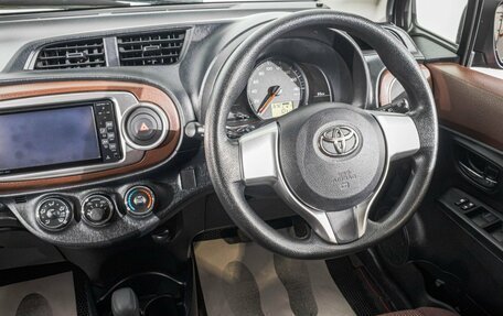 Toyota Vitz, 2012 год, 949 000 рублей, 15 фотография