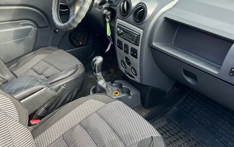 Renault Logan I, 2005 год, 130 000 рублей, 8 фотография