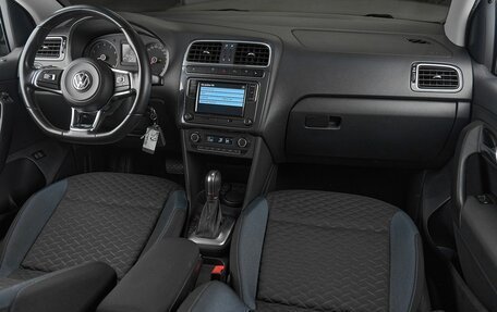 Volkswagen Polo VI (EU Market), 2020 год, 999 000 рублей, 9 фотография