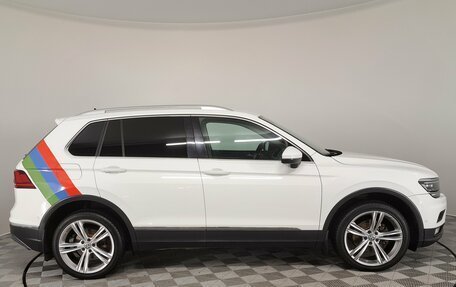 Volkswagen Tiguan II, 2017 год, 2 490 000 рублей, 4 фотография