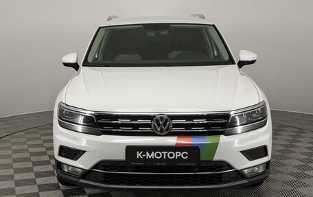 Volkswagen Tiguan II, 2017 год, 2 490 000 рублей, 2 фотография