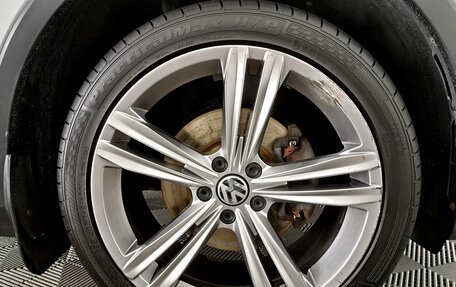 Volkswagen Tiguan II, 2017 год, 2 490 000 рублей, 18 фотография