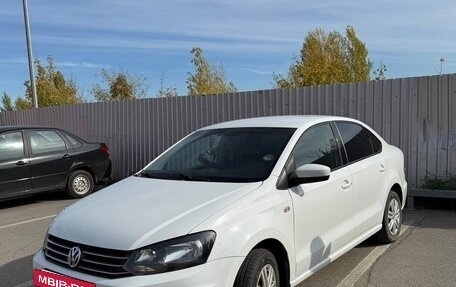 Volkswagen Polo VI (EU Market), 2015 год, 880 000 рублей, 2 фотография
