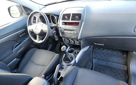 Mitsubishi ASX I рестайлинг, 2012 год, 1 100 000 рублей, 8 фотография