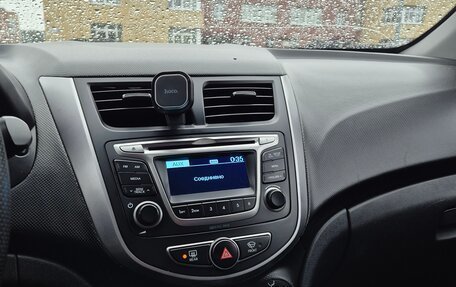 Hyundai Solaris II рестайлинг, 2015 год, 840 000 рублей, 10 фотография