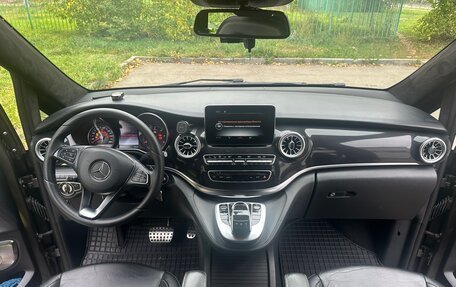 Mercedes-Benz V-Класс, 2017 год, 3 499 000 рублей, 15 фотография