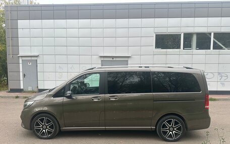 Mercedes-Benz V-Класс, 2017 год, 3 499 000 рублей, 7 фотография