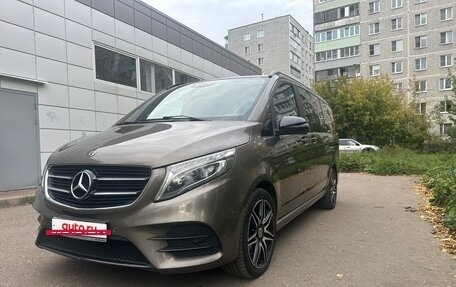 Mercedes-Benz V-Класс, 2017 год, 3 499 000 рублей, 11 фотография