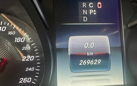 Mercedes-Benz V-Класс, 2017 год, 3 499 000 рублей, 25 фотография
