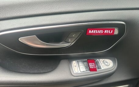 Mercedes-Benz V-Класс, 2017 год, 3 499 000 рублей, 26 фотография
