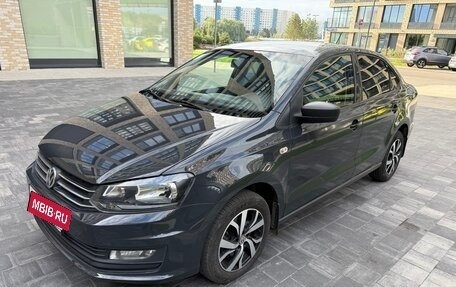Volkswagen Polo VI (EU Market), 2015 год, 780 000 рублей, 2 фотография