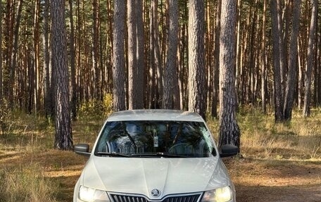 Skoda Rapid I, 2014 год, 360 000 рублей, 3 фотография