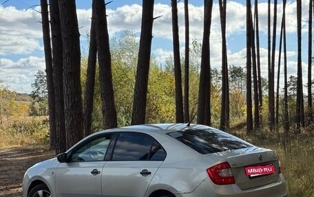 Skoda Rapid I, 2014 год, 360 000 рублей, 4 фотография