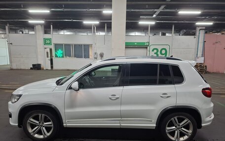 Volkswagen Tiguan I, 2015 год, 1 500 000 рублей, 2 фотография