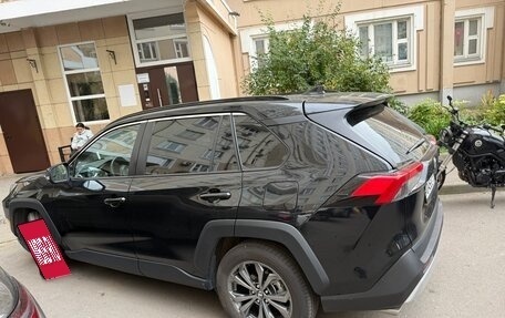 Toyota RAV4, 2024 год, 3 600 000 рублей, 4 фотография