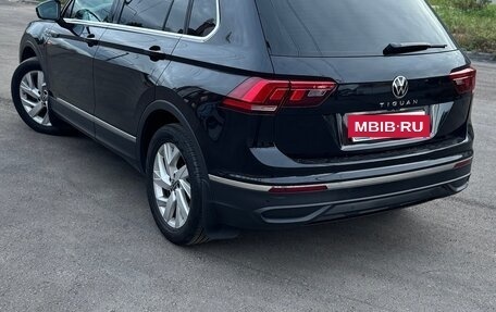 Volkswagen Tiguan II, 2021 год, 2 500 000 рублей, 7 фотография