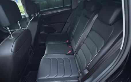 Volkswagen Tiguan II, 2021 год, 2 500 000 рублей, 18 фотография