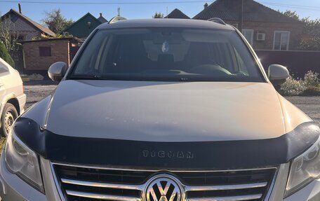 Volkswagen Tiguan I, 2011 год, 999 999 рублей, 1 фотография