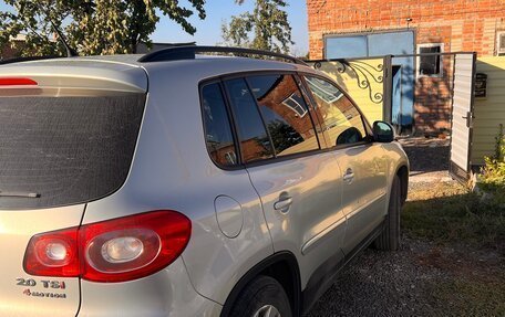 Volkswagen Tiguan I, 2011 год, 999 999 рублей, 3 фотография