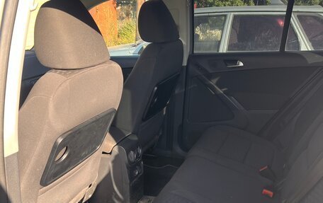 Volkswagen Tiguan I, 2011 год, 999 999 рублей, 10 фотография