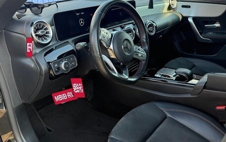 Mercedes-Benz CLA, 2019 год, 2 950 000 рублей, 6 фотография
