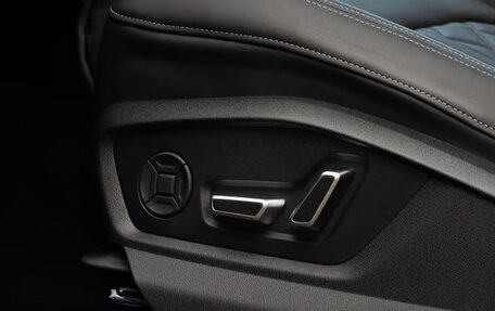 Audi Q7, 2025 год, 12 855 077 рублей, 18 фотография
