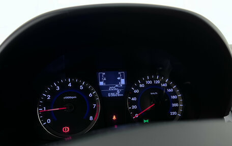 Hyundai Solaris II рестайлинг, 2014 год, 1 050 000 рублей, 12 фотография