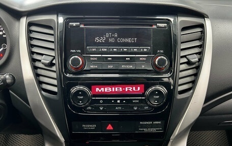 Mitsubishi Pajero Sport III рестайлинг, 2018 год, 2 730 000 рублей, 15 фотография