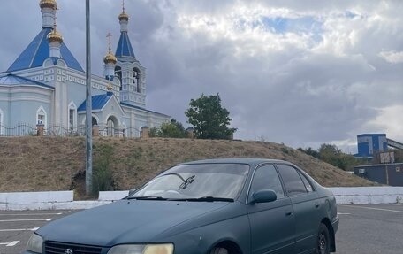 Toyota Corona IX (T190), 1992 год, 200 000 рублей, 1 фотография
