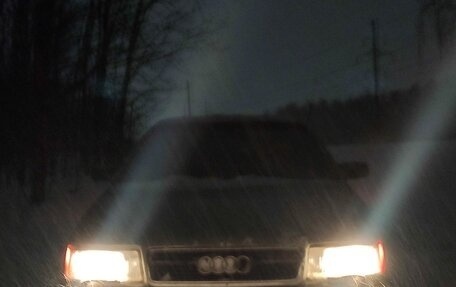 Audi V8, 1994 год, 350 000 рублей, 2 фотография