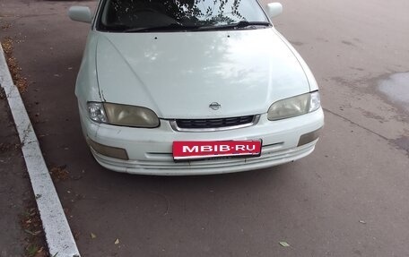 Nissan Presea II, 1998 год, 185 000 рублей, 1 фотография