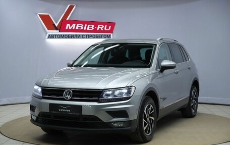 Volkswagen Tiguan II, 2018 год, 2 370 000 рублей, 1 фотография