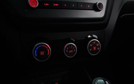 KIA Rio III рестайлинг, 2016 год, 849 077 рублей, 14 фотография
