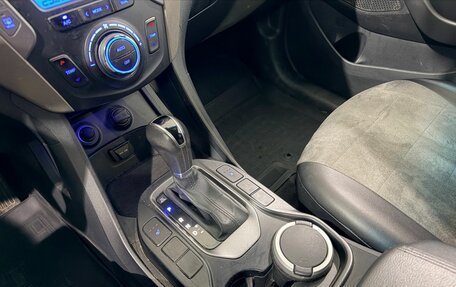 Hyundai Santa Fe III рестайлинг, 2014 год, 2 000 000 рублей, 21 фотография