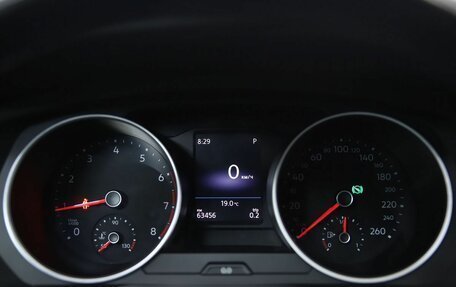 Volkswagen Tiguan II, 2018 год, 2 370 000 рублей, 17 фотография