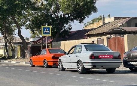 BMW 5 серия, 1990 год, 355 555 рублей, 3 фотография