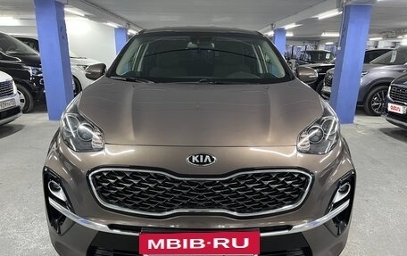 KIA Sportage IV рестайлинг, 2019 год, 1 995 000 рублей, 2 фотография