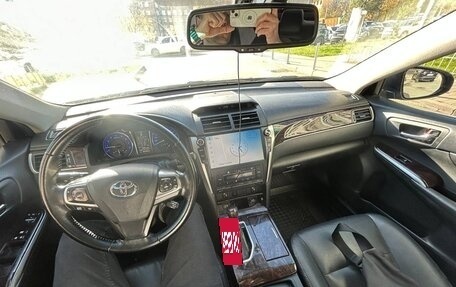 Toyota Camry, 2017 год, 2 080 000 рублей, 11 фотография
