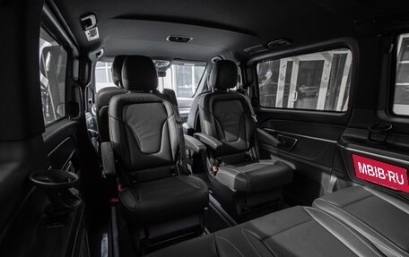 Mercedes-Benz V-Класс, 2024 год, 29 000 000 рублей, 17 фотография