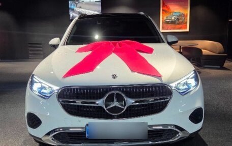 Mercedes-Benz GLC, 2026 год, 9 658 000 рублей, 2 фотография
