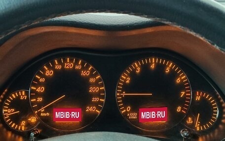 Toyota Avensis III рестайлинг, 2004 год, 799 000 рублей, 13 фотография