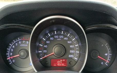 KIA Rio III рестайлинг, 2014 год, 710 000 рублей, 17 фотография