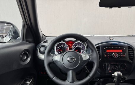 Nissan Juke II, 2013 год, 890 000 рублей, 12 фотография