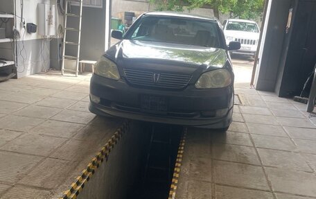 Toyota Mark II IX (X110), 2000 год, 710 000 рублей, 1 фотография