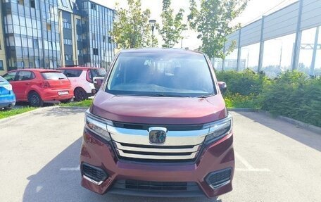 Honda Stepwgn IV, 2021 год, 1 950 000 рублей, 2 фотография