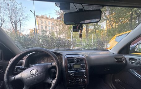 Toyota Avensis III рестайлинг, 2000 год, 360 000 рублей, 9 фотография