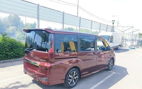 Honda Stepwgn IV, 2021 год, 1 950 000 рублей, 7 фотография